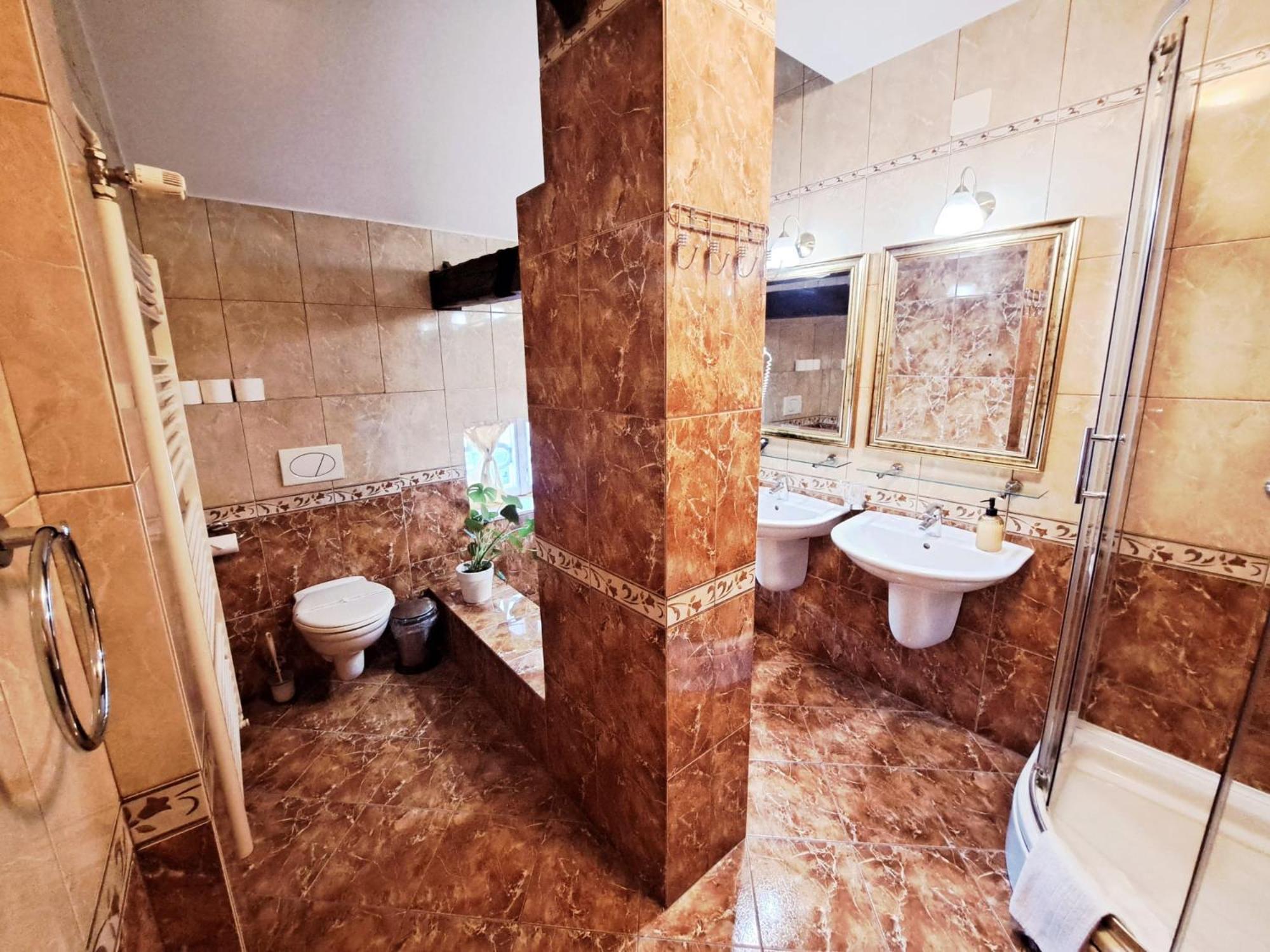 Hotel Livadic ซาโมบอร์ ภายนอก รูปภาพ